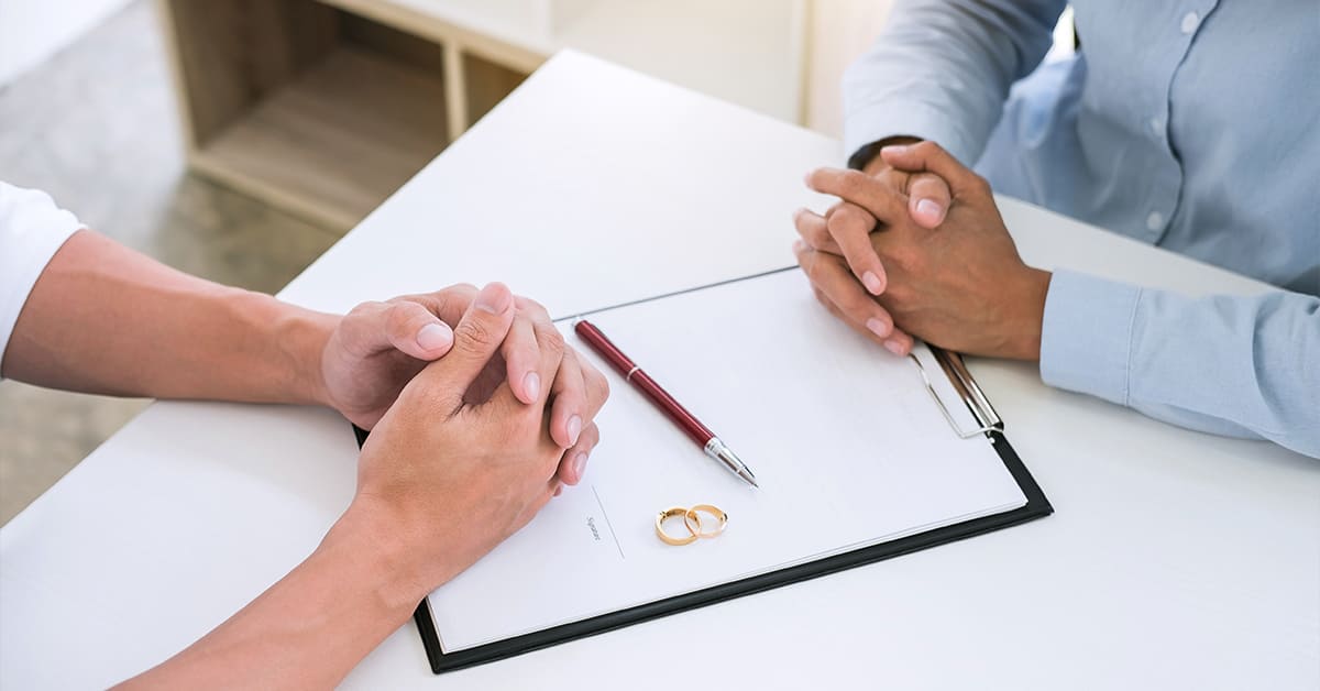 Geld Vor Der Scheidung In Sicherheit Bringen Einvernehmliche Scheidung: So sparen Sie Geld, Zeit & Nerven